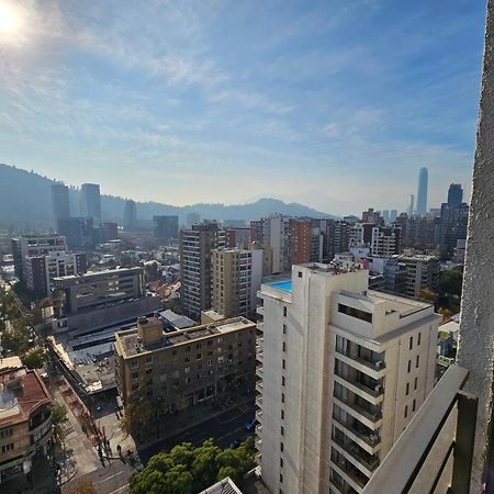 Metro Manuel Montt Apartment Santiago Exterior photo