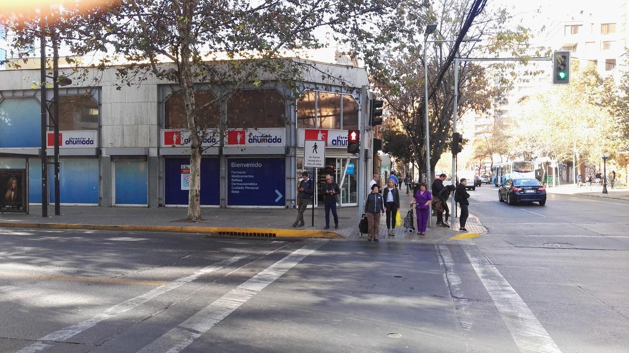 Metro Manuel Montt Apartment Santiago Exterior photo